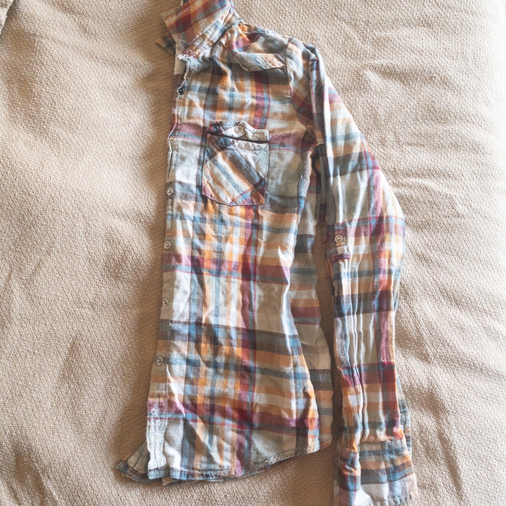 Roar Small Button Down